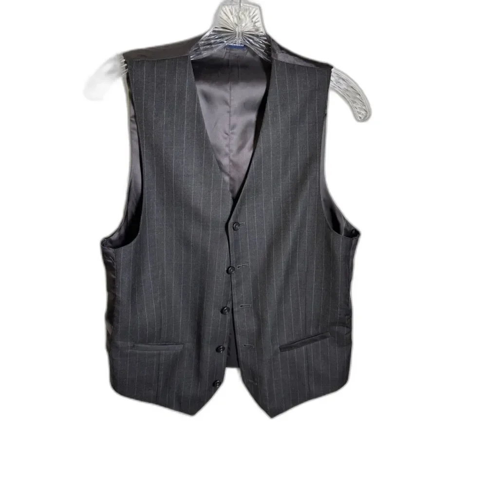 Stafford Men’s 3-Piece Charcoal Pinstripe Worsted Wool Suit Classic Fit